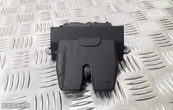 Volvo S60 Tailgate/trunk/boot lock/catch/latch 31335051