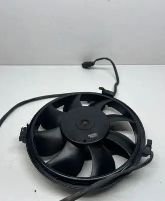Volkswagen PASSAT B5.5 Electric radiator cooling fan 8D0959455R