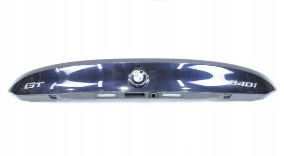 BMW 6 G32 Gran Turismo Trunk door license plate light bar 8090045