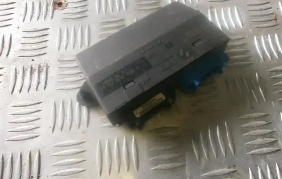 Renault Laguna I Other control units/modules 7700843415a