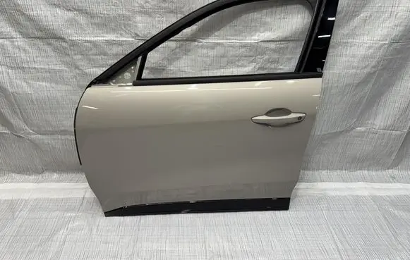Alfa Romeo 145 - 146 Front door 