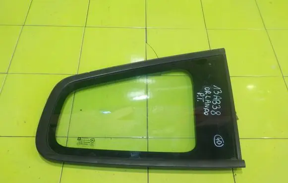 Chevrolet Orlando Front triangle window/glass 95026340 13AB38