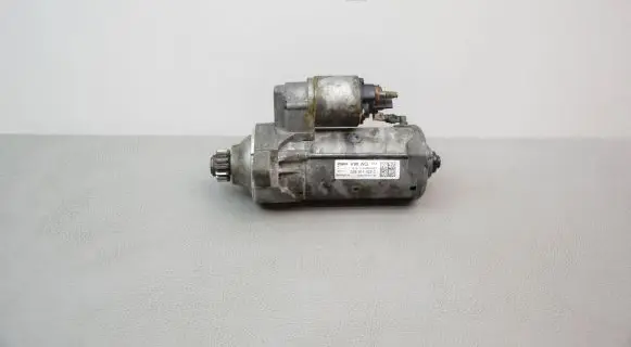 Volkswagen Touran III Starter motor 02E911022C
