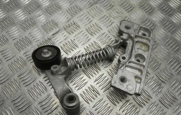 Mercedes-Benz A W176 Timing belt tensioner A6512200607 VD21573