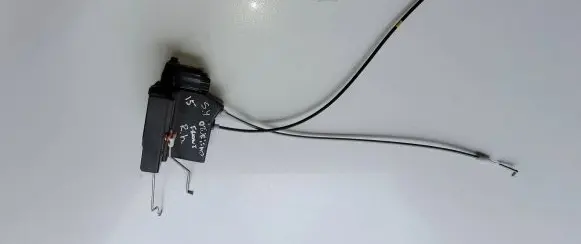 SsangYong Rodius Front door lock