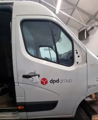 Renault Master III Front door