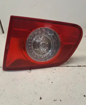 Volkswagen PASSAT B6 Tailgate rear/tail lights 3C9945094