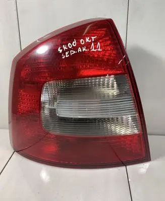 Skoda Octavia Mk2 (1Z) Rear/tail lights 1Z5945257A