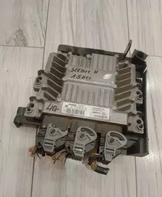Renault Scenic II - Grand scenic II Engine control unit/module ECU 8200804775