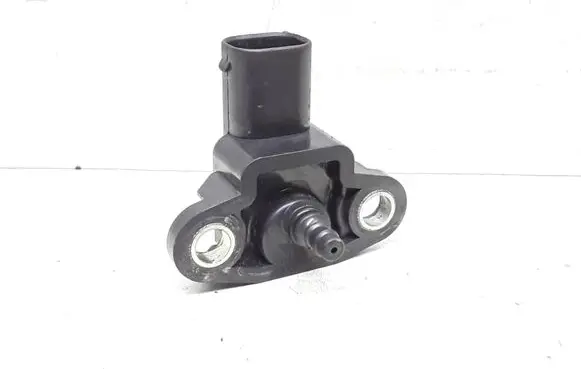 Mercedes-Benz E W211 Air pressure sensor A0051535028