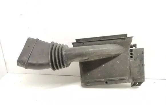 Volvo V70 Air intake duct part 30741368 BT7RA