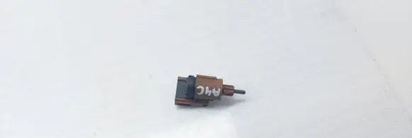 Audi A4 S4 B6 8E 8H Brake pedal sensor switch 3B0945511