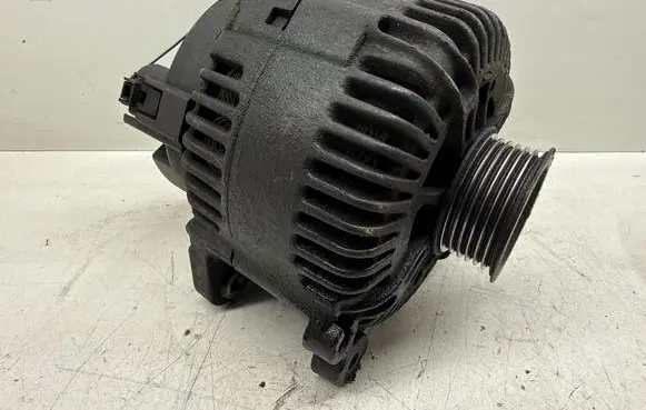 Audi A6 S6 C6 4F Generator/alternator 059903015R
