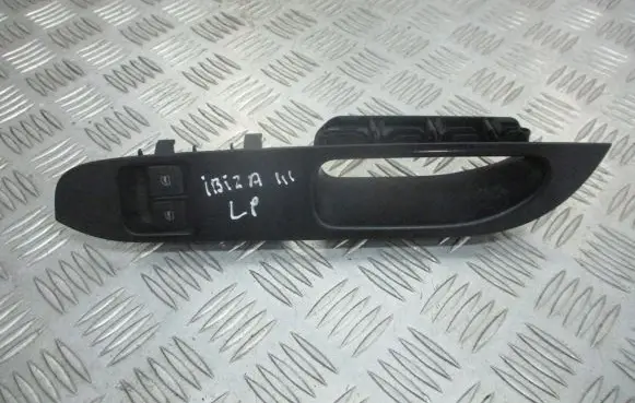 Seat Ibiza III (6L) Electric window control switch