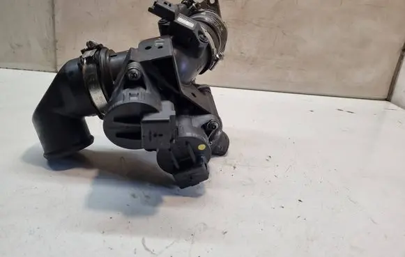 Ford Focus C-MAX Throttle valve 9655971880 25352157