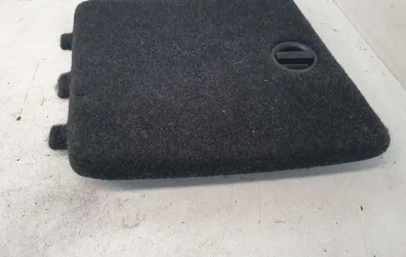 Volkswagen PASSAT B6 Trunk/boot trim cover 1J0867468