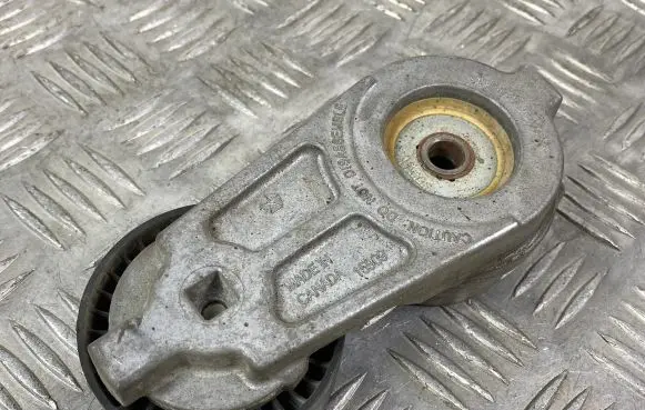 Dodge Durango Generator/alternator belt tensioner