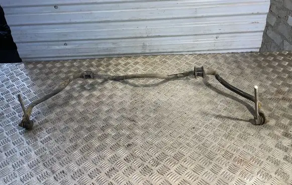 Toyota Yaris Front anti-roll bar/sway bar