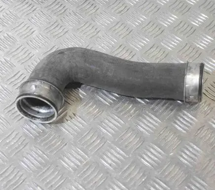 Volkswagen PASSAT B6 Intercooler hose/pipe 1K0145834L