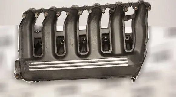 BMW 5 E39 Intake manifold 7785554