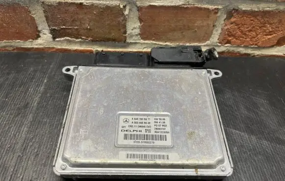 Mercedes-Benz E W211 Engine control unit/module A6461505977 28093722