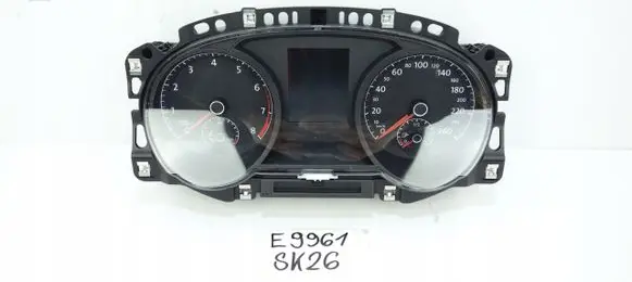 Volkswagen Golf VII Speedometer (instrument cluster) 5G1920740D