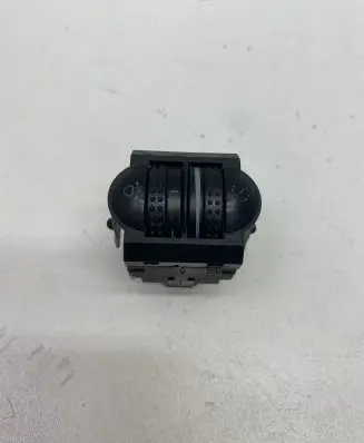 Volkswagen PASSAT B5.5 Headlight level height control switch 3B0941333 3B0941333B