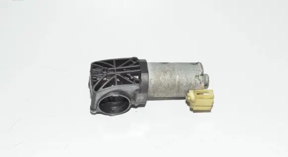 BMW X5 E70 Seat adjustment motor 9168757 0390204066