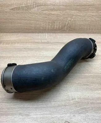 BMW 5 F10 F11 Intercooler hose/pipe 8516509 11279412
