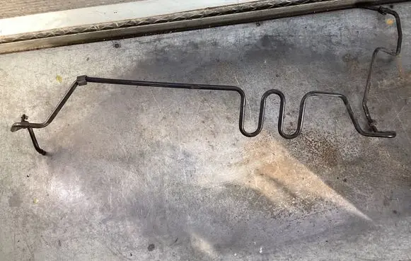 Gearbox oil cooler pipe/hose