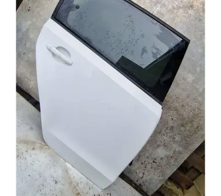 Volkswagen Up Rear door