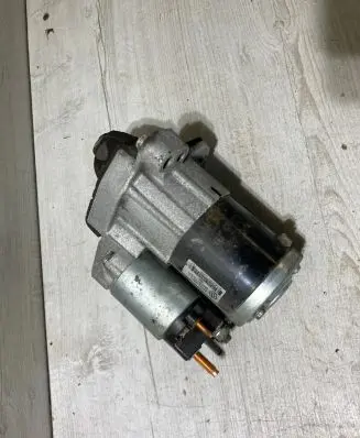 Renault Megane IV Starter motor 233006662R M000TD2571