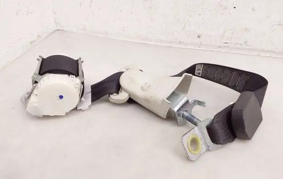 Chrysler Grand Voyager V Third row seat belt P1AF231DVAB TR70928X1180