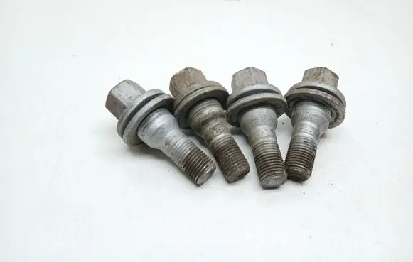 Peugeot 307 Nuts/bolts 