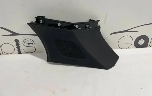 Porsche Cayenne (9Y0 9Y3) (B) pillar trim (top) 9Y0867246