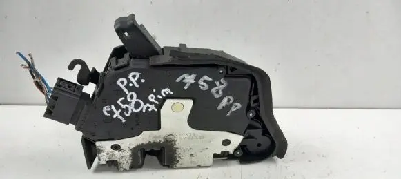 BMW X5 E53 Front door lock