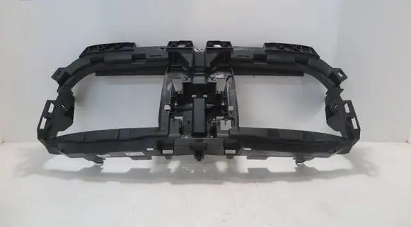 BMW X1 U11 Front bumper upper radiator grill 7011116