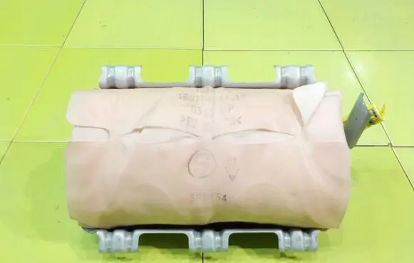 Mazda CX-5 Passenger airbag 0589P1000235