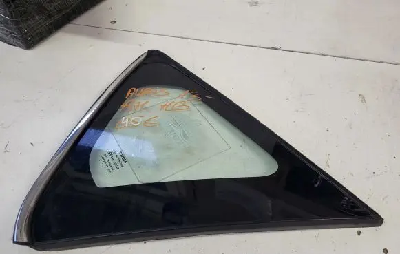 Toyota Auris E180 Rear side window 43R00048