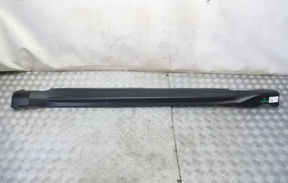 Honda HR-V Foot area side trim 