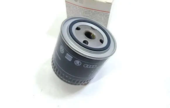 Skoda Felicia I Oil sump 030115561C
