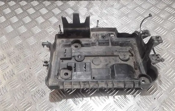 Opel Corsa D Battery tray 13235642