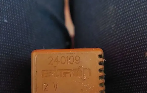 Peugeot 406 Other relay 240109