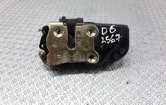 Chrysler 300 - 300C Rear door lock