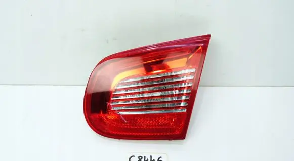 Volkswagen Eos Tailgate rear/tail lights 1Q0945094