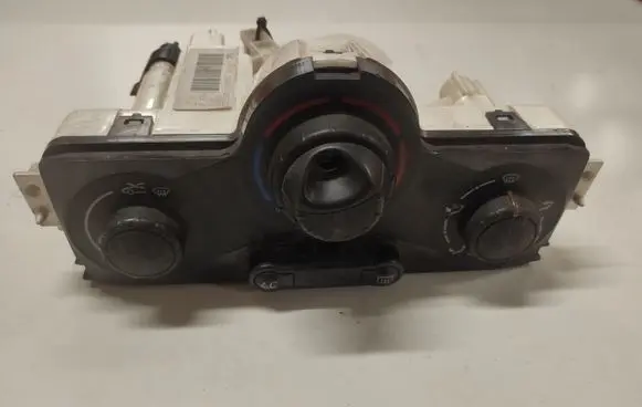 Renault Scenic II - Grand scenic II Climate control unit 69580001 F6665720