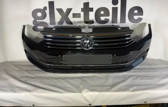 Volkswagen PASSAT B8 Front bumper 3C0807221A