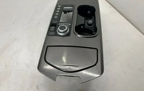 Maserati Ghibli Gear shifter surround trim plastic 670063588 670110722 670071372