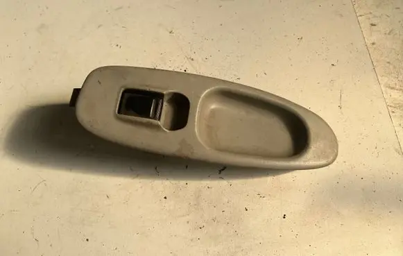 Nissan Almera Tino Electric window control switch 80961BU000