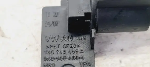 Audi A3 S3 8P Sensor 1K0945459A 5N0145459A
